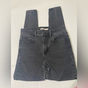 Levi's 720 High-Rise  Super Skinny Jeans Size 26